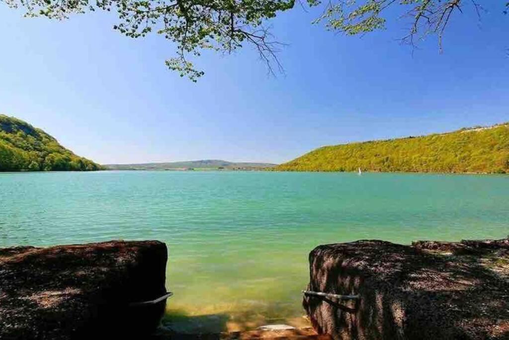 Maison/Gite Familial Dans Le Jura A 200M Du Lac Avec Piscine Privee Marigny  Bagian luar foto