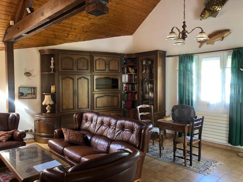 Maison/Gite Familial Dans Le Jura A 200M Du Lac Avec Piscine Privee Marigny  Bagian luar foto