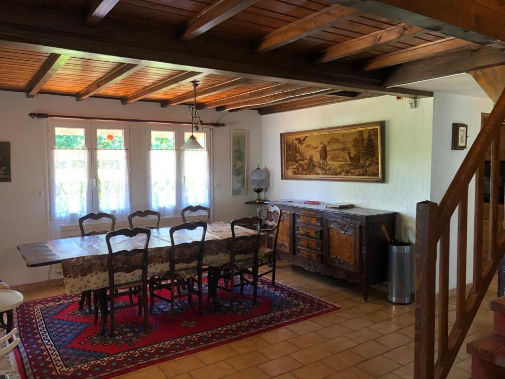 Maison/Gite Familial Dans Le Jura A 200M Du Lac Avec Piscine Privee Marigny  Bagian luar foto